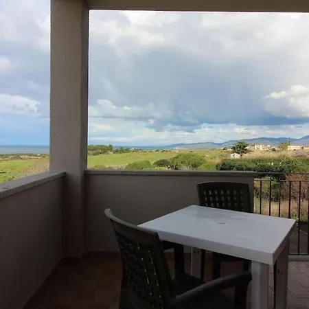 Camelia House - Key To Apartment *